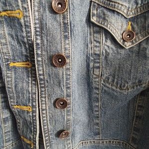 Very Flattering Jean Jacket with Stretch